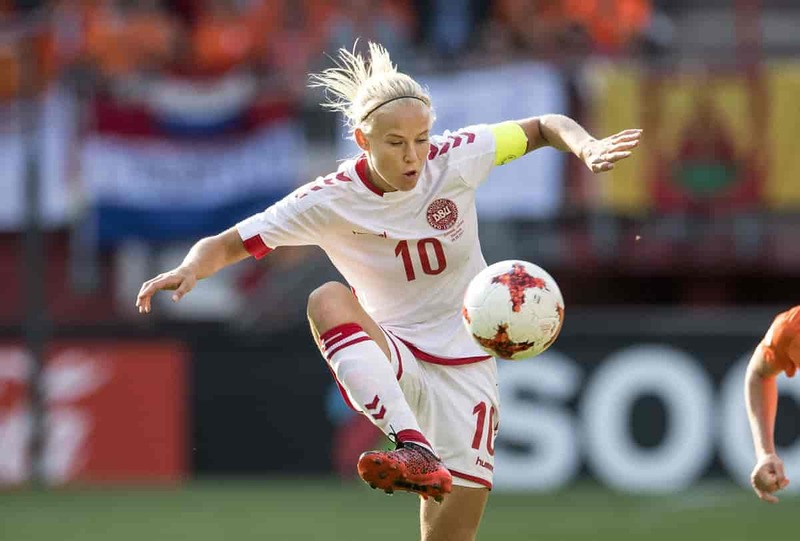 Hình ảnh chiến thắng của Pernille Harder