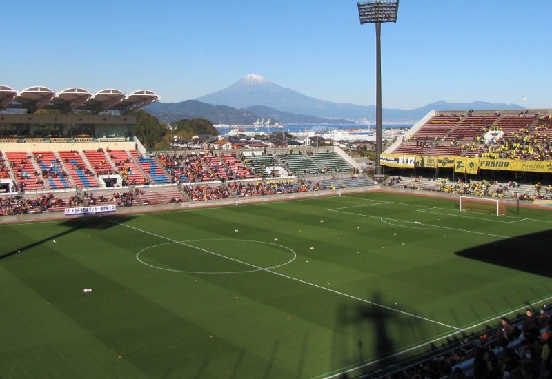 Sân nhà IAI Stadium của đội bóng Shimizu S-Pulse với sức chứa gần 20000 chỗ
