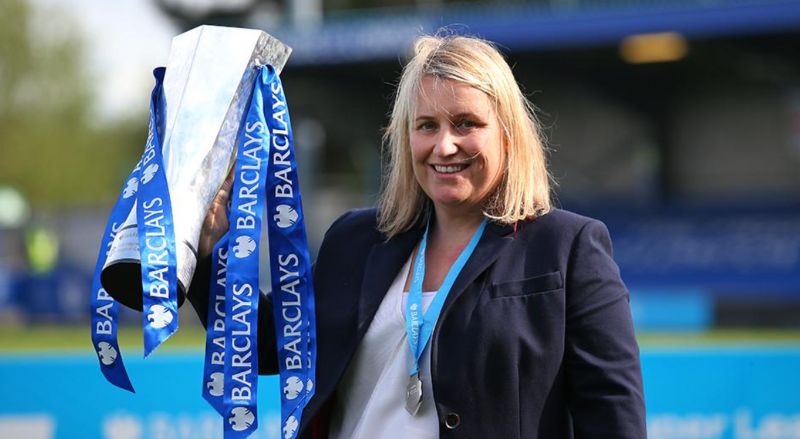 Dẫn dắt Chelsea Women giành hàng loạt danh hiệu lịch sử